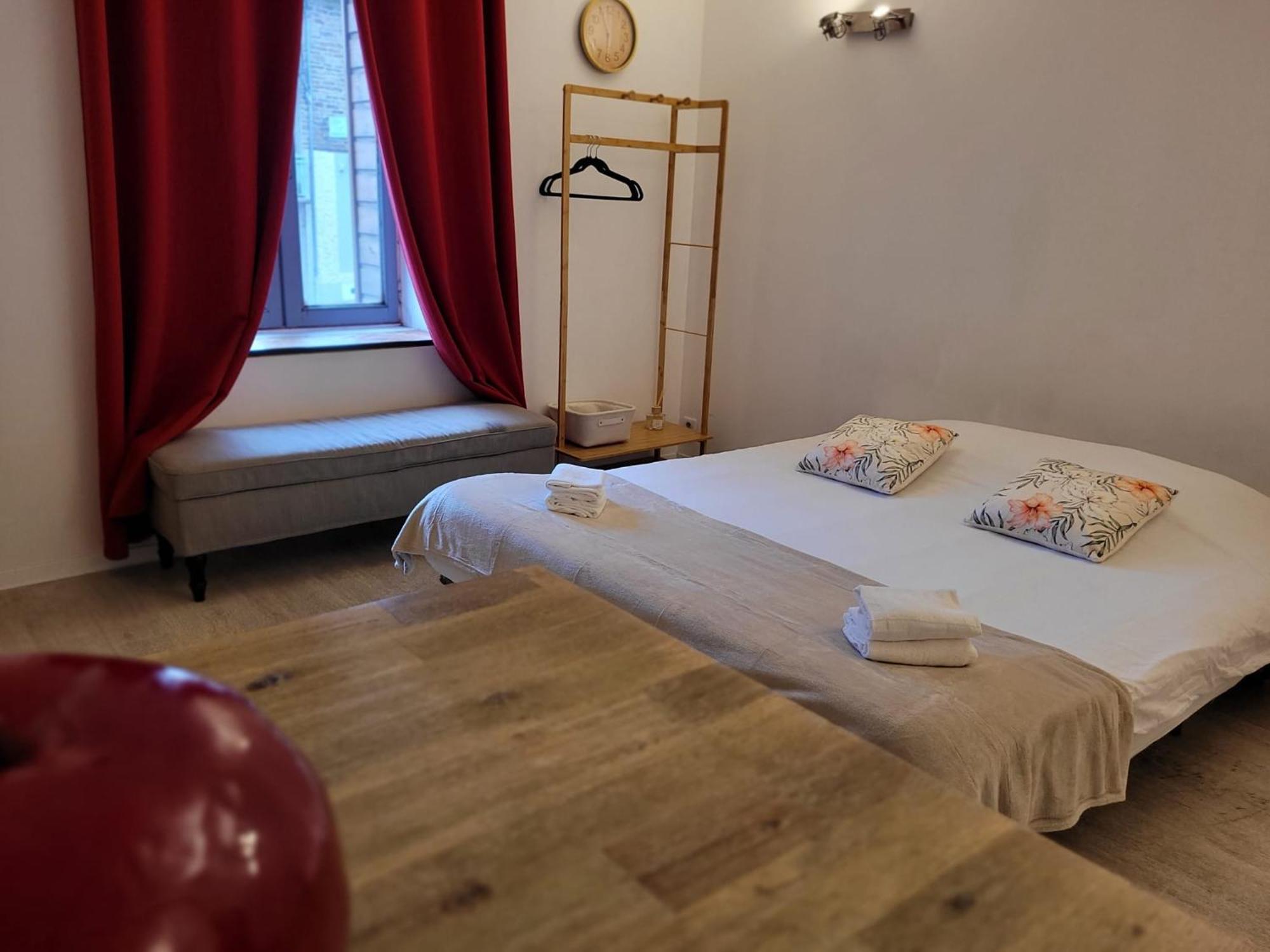 Residence Le 09 Uzerche Ngoại thất bức ảnh